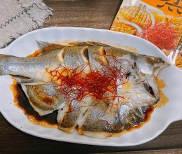 #花式新美味就酱简单#清蒸海鲈鱼的做法