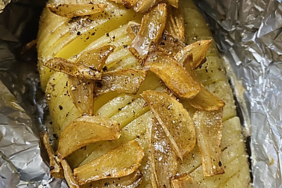 蒜香黄油焗土豆（空气炸锅版）