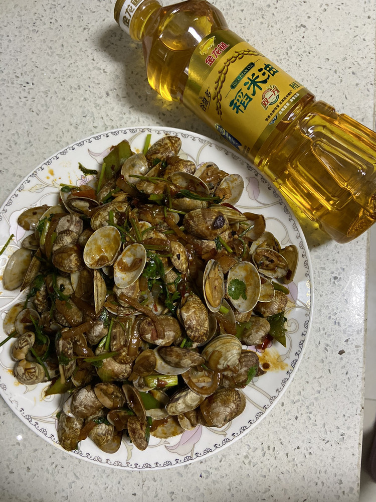 炒花蛤的做法