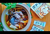 #i上冬日 吃在e起#冬笋茶树菇炖乌骨鸡汤的做法
