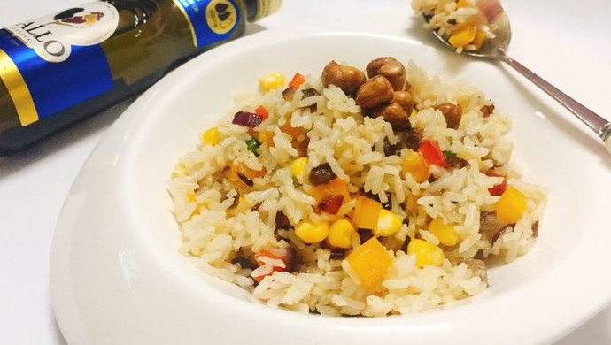 牛肉玉米彩椒炒饭