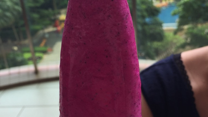 自制火龙果冰棒