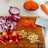 排骨蔬菜焖饭的做法图解1
