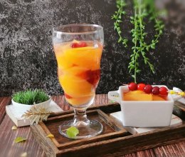 #莓语健康日记#蔓越莓黄桃糖水的做法