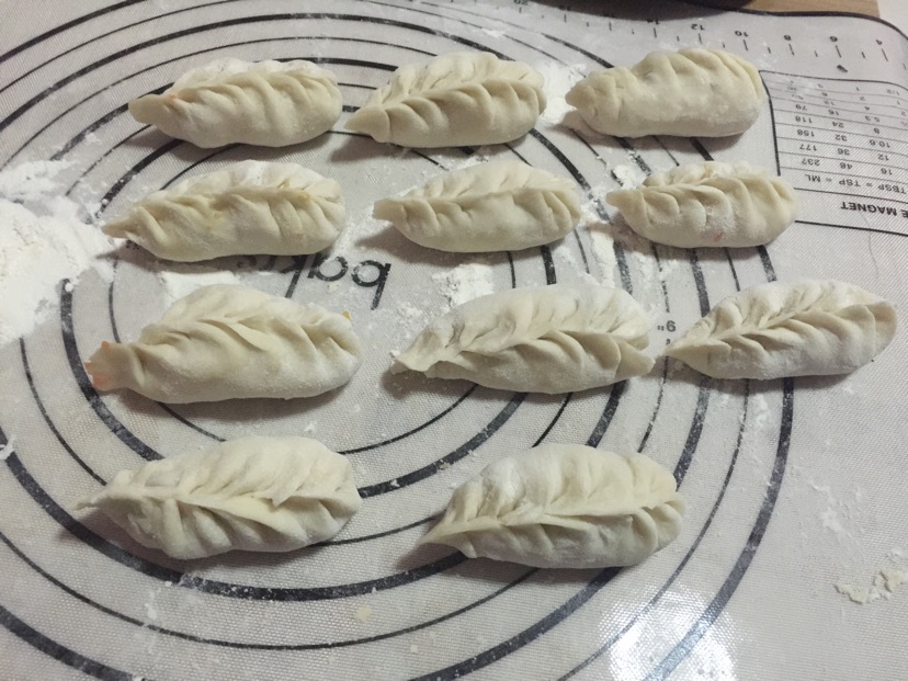 胡萝卜素蒸饺#船歌鱼水饺#的做法图解13