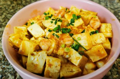 咖喱虾仁豆腐煲