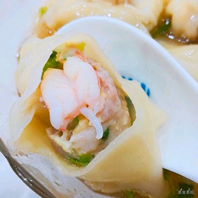 西葫芦虾仁馄饨的做法