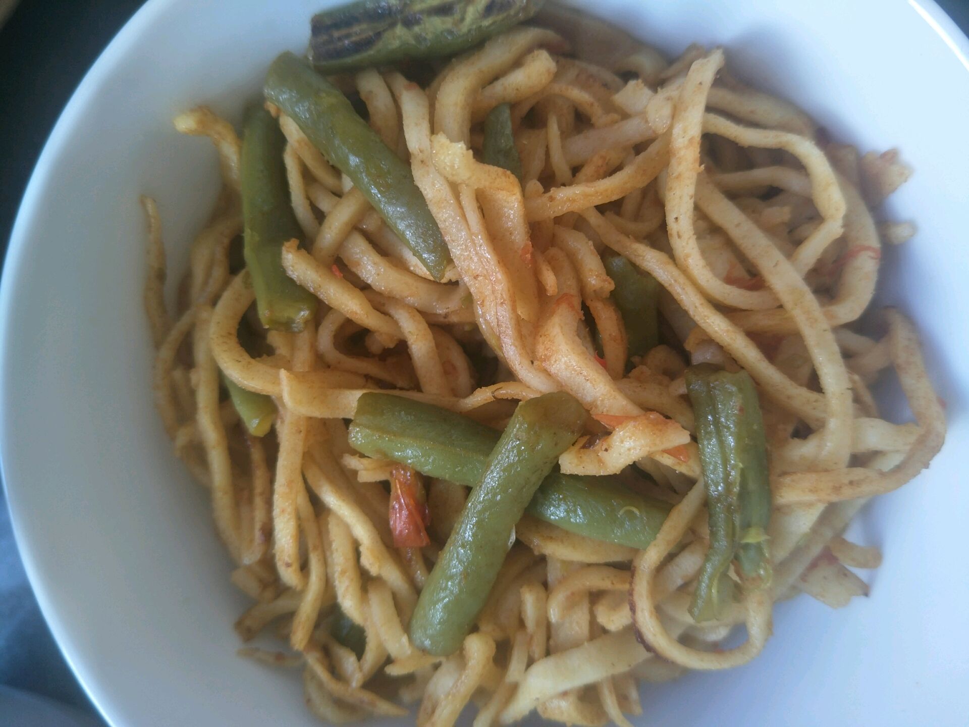 Braised noodles with bean curd