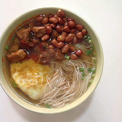 红油肉丁面