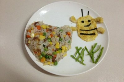 宝宝食谱       田园腊味炒饭