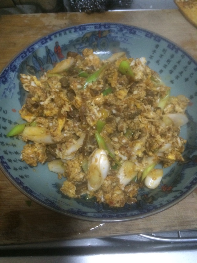 盐豆炒鸡蛋