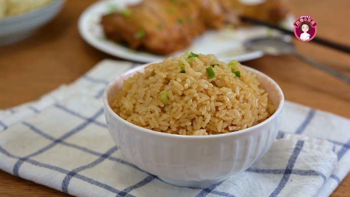 酱油鸡腿焖饭