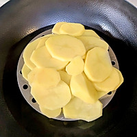 #宝宝的第一口辅食鱼#土豆挪威北极鳕鱼饼的做法图解3