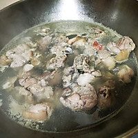 #东古家味美食#黄豆酱炖猪手的做法图解3