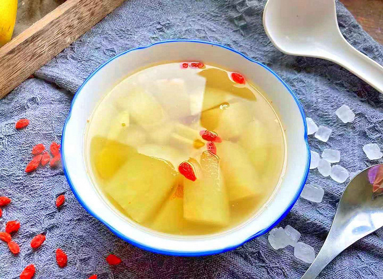 生姜梨汤的做法