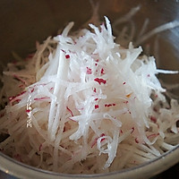 萝卜条粉丝汤#快手又营养，我家的冬日必备菜品#的做法图解3