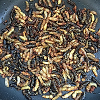香酥蜂蛹的做法图解6
