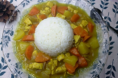 咖喱鸡肉饭