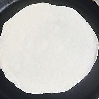 快手早餐--虾仁卷饼的做法图解2