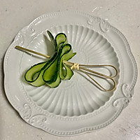 #夏日开胃餐#黄瓜气泡水的做法图解3