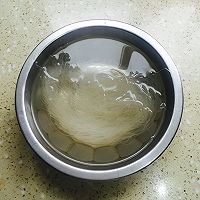 #精品菜谱挑战赛#蒜蓉粉丝蒸鲍鱼的做法图解3