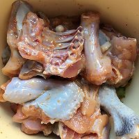 香菇蒸鸡的做法图解1
