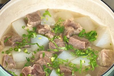萝卜炖牛腩
