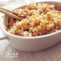 【酱油炒饭】手把手教你做出不粘锅蛋炒饭 的做法图解2