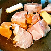 小骨粉丝汤～超鸡简单炖汤教程，夏天多食清淡～多喝汤补水呀～的做法图解1