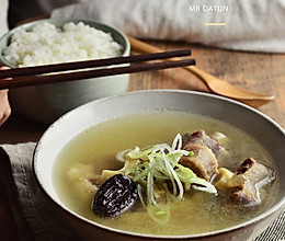 红枣清炖牛尾汤的做法