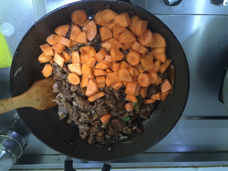 羊肉卤刀削面的做法图解5