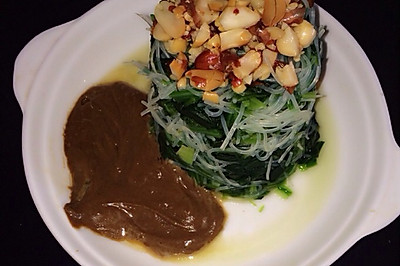 菠菜粉丝果仁塔（有心意）