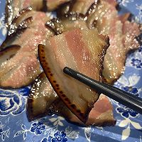 五花腊肉炒蒜苗的做法图解1