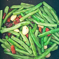 #橄榄中国味 感恩添美味#干煸四季豆的做法图解3