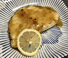 柠檬香煎银鳕鱼的做法