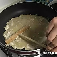 摊鸡蛋饼咯 | 你的早餐我们包圆啦~哈哈的做法图解5