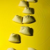 韭菜猪肉包子的做法图解11
