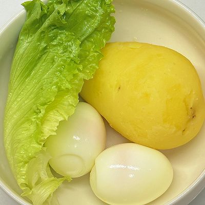 土豆鸡蛋生菜沙拉