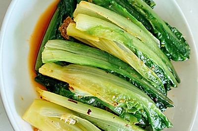 豆豉鲮鱼炒油麦菜