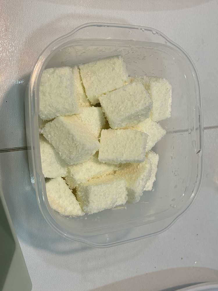 椰蓉奶油小方的做法