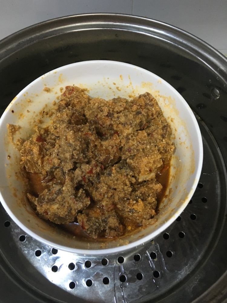川味粉蒸排骨的做法图解6