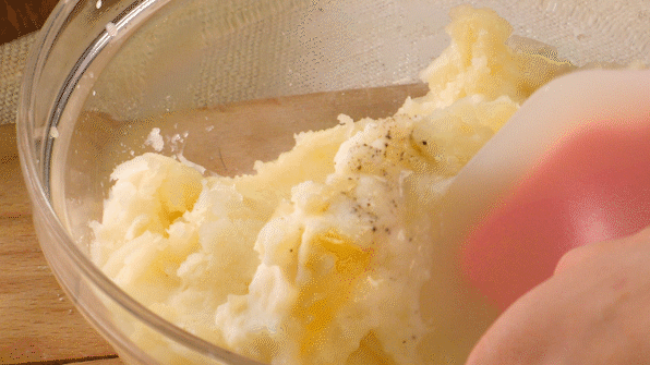 【土豆泥】肯德基同款丝滑土豆泥，在家自制，口感细腻又简单的做法图解5