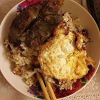香肠蛋炒饭的做法图解1