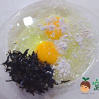 宝宝辅食：补钙海苔虾饼的做法图解2