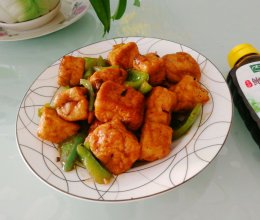 #百变鲜锋料理#小炒油豆腐青椒的做法