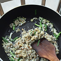 花甲肉炒韭菜花的做法图解4