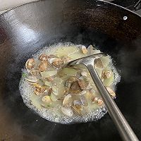 我的减肥晚餐-冬瓜花甲汤的做法图解4
