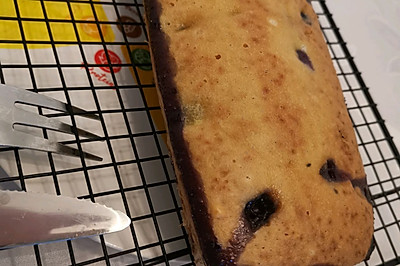 超級簡單的檸檬藍莓蛋糕