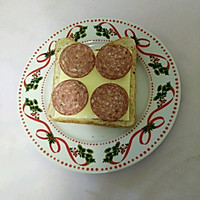 快手早餐-微波炉芝士salami吐司的做法图解1
