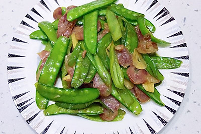 【荷兰豆炒腊肠】